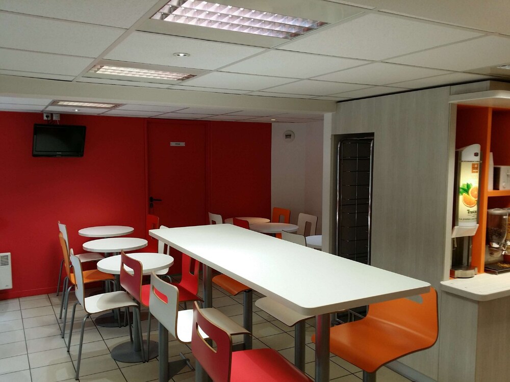 Premiere Classe Valence Sud 36/44