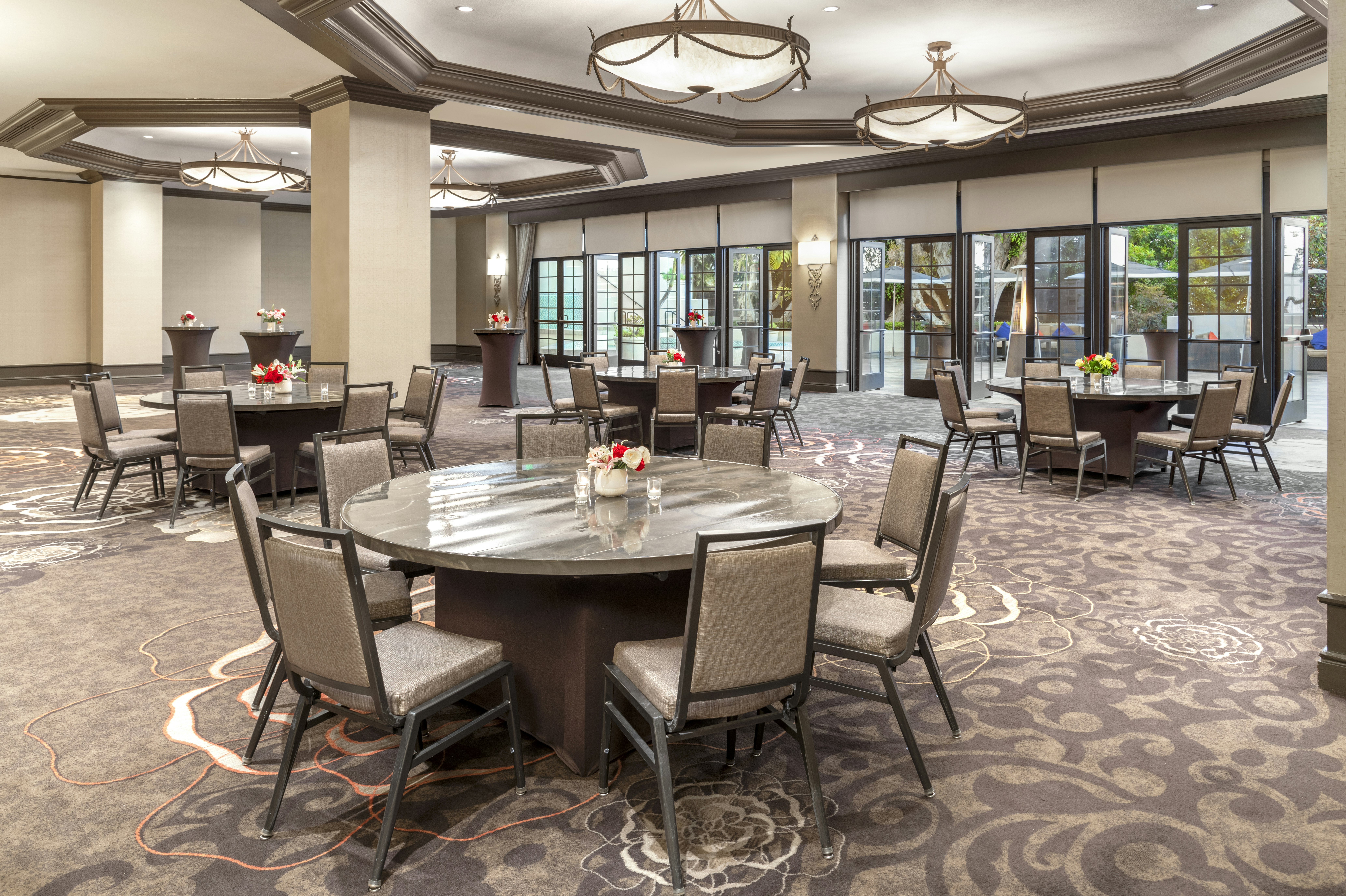 Hilton Orange County/Costa Mesa 62/78