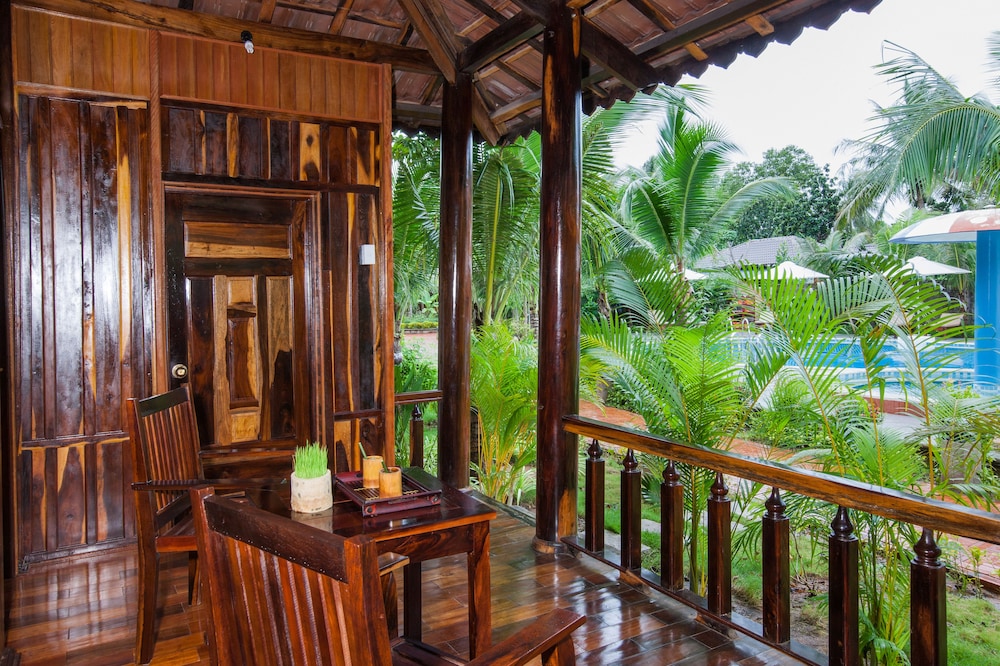 Elwood Premier Resort Phu Quoc 5/30