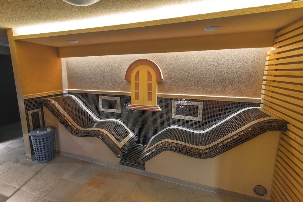 Arkada Hotel 6/56