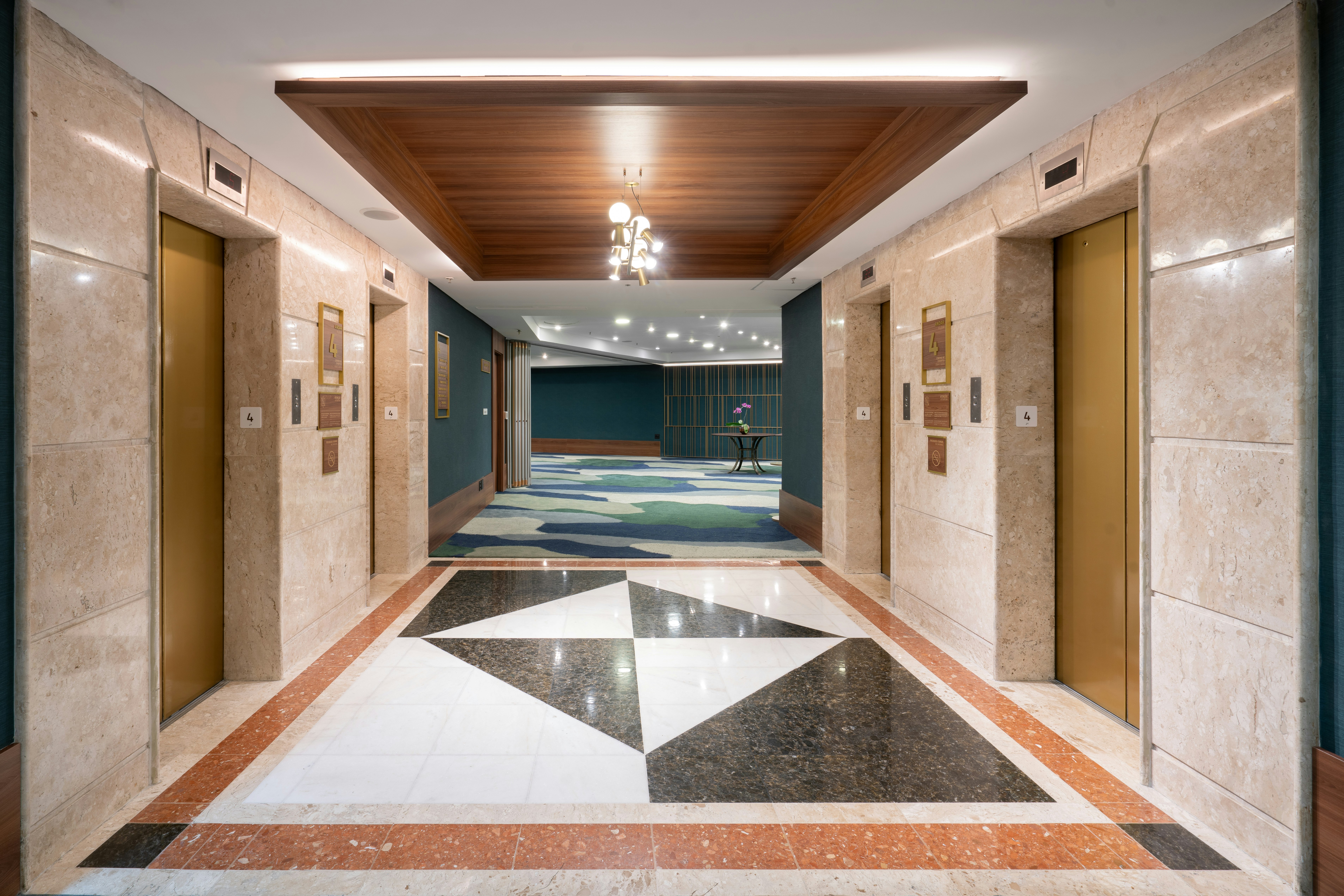 Lobby at Hilton Porto Alegre, PORTO ALEGRE
