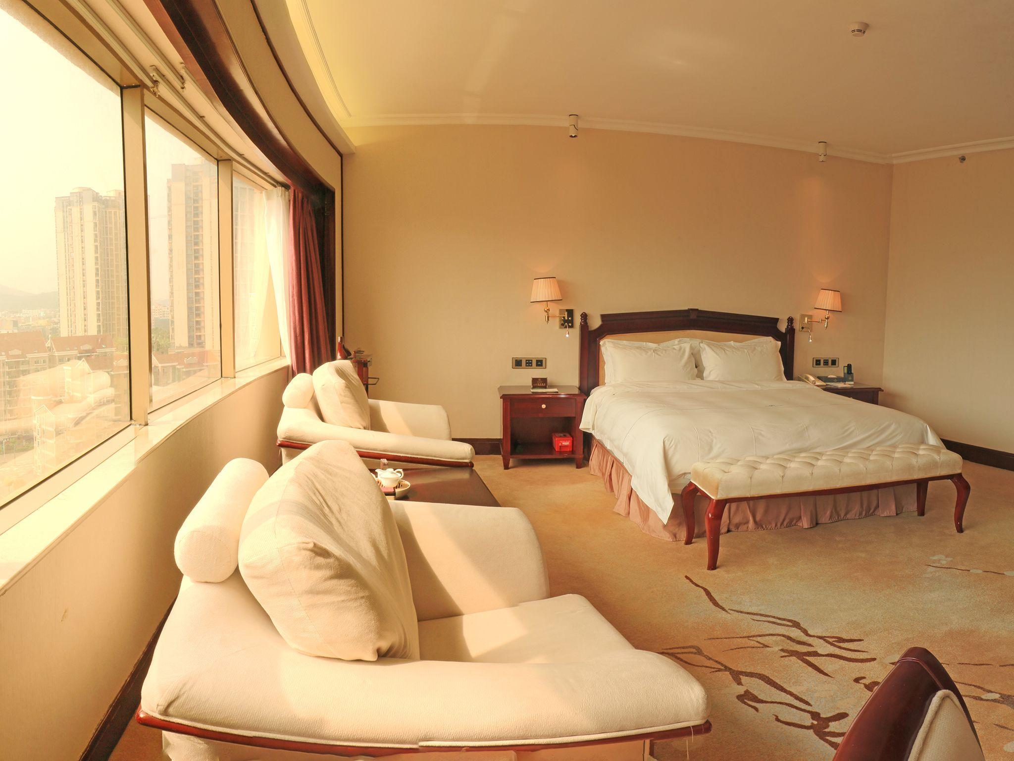 Junyi Hotel 15/31