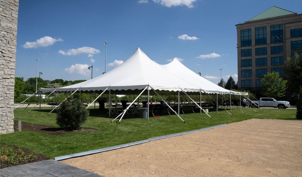 Holiday Inn Express & Suites Chicago Schaumburg, an IHG Hotel image