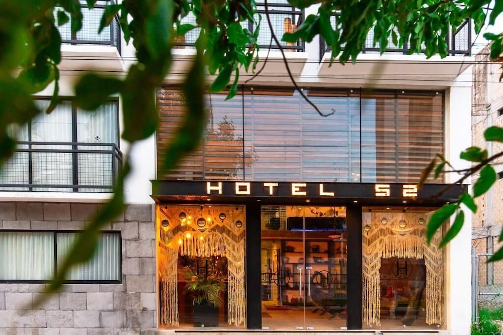 Sunday Hotel 52 at Playa del Carmen in PLAYA DEL CARMEN
