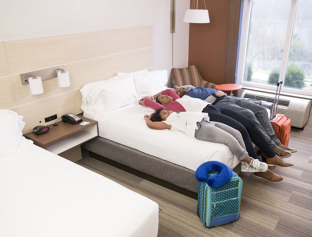 Holiday Inn Express London - Victoria by IHG 39/69