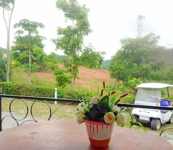 Khun Khao Tamnan Prai Resort 11/78