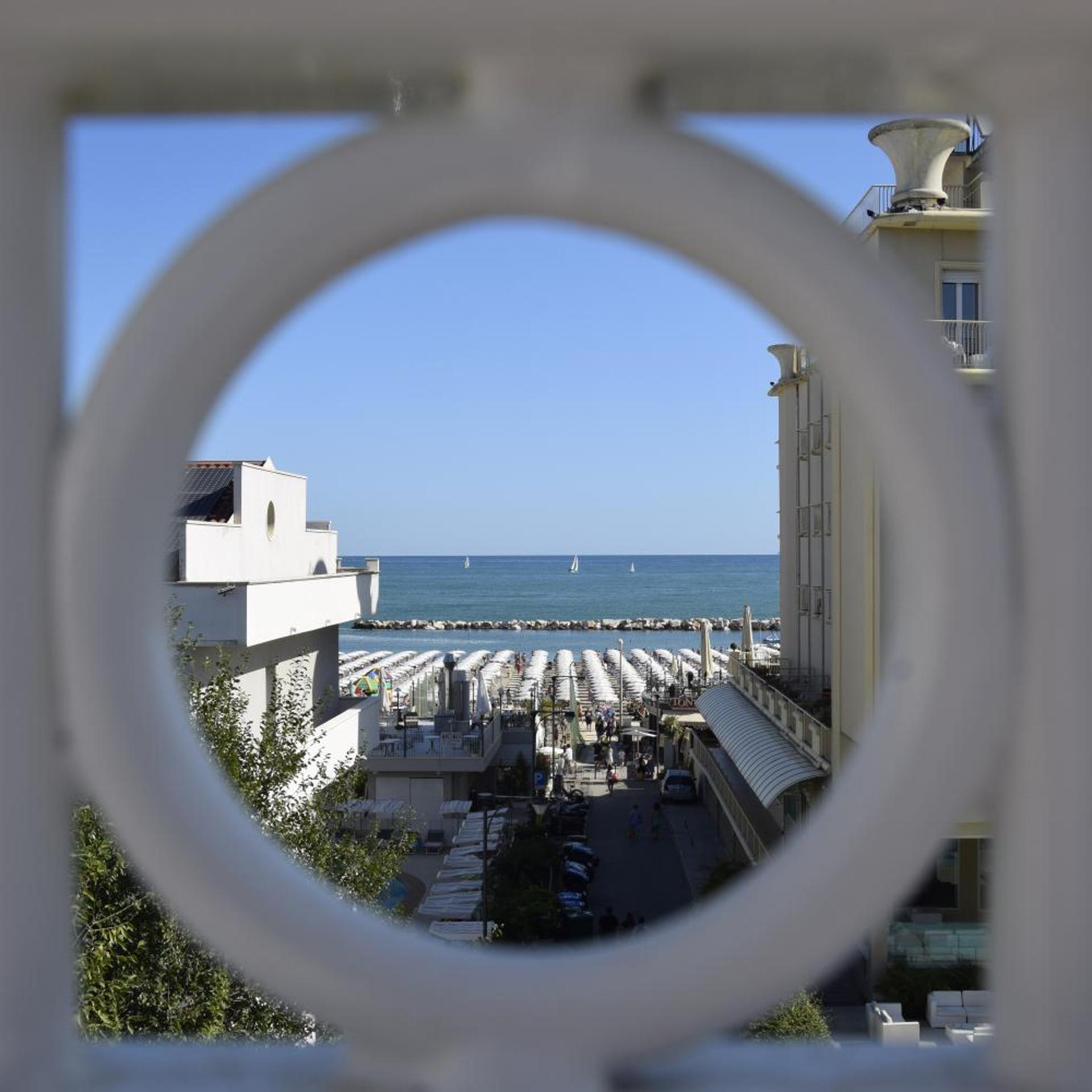 Hotel Des Bains 51/54