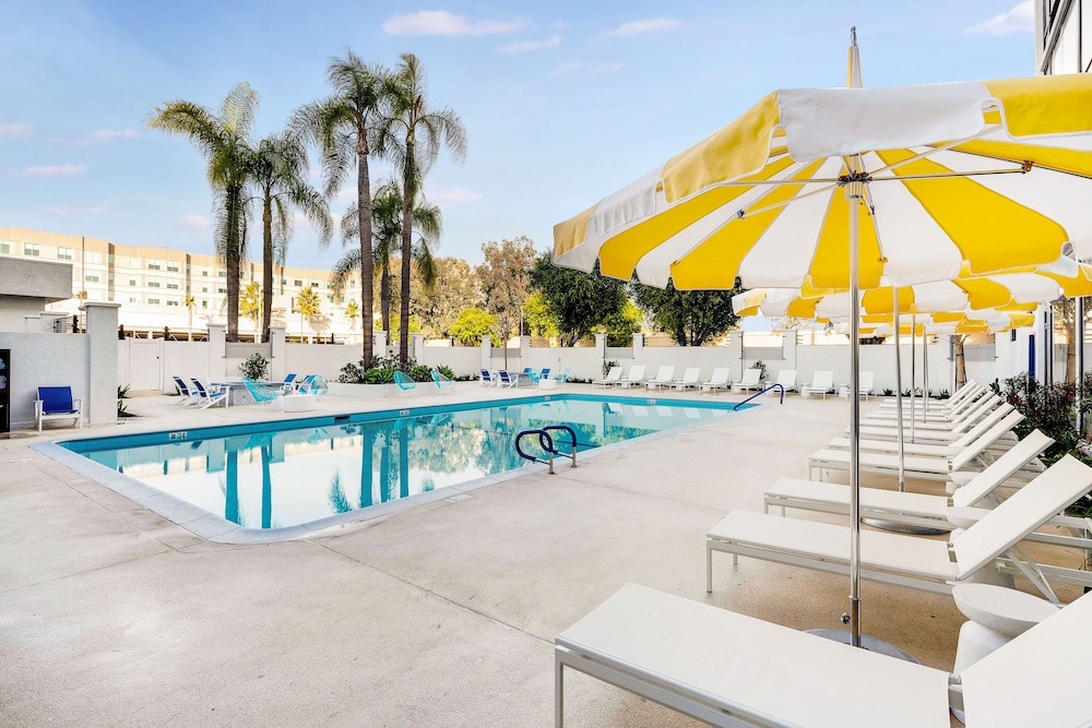Hotel Lulu, BW Premier Collection in ANAHEIM - CA