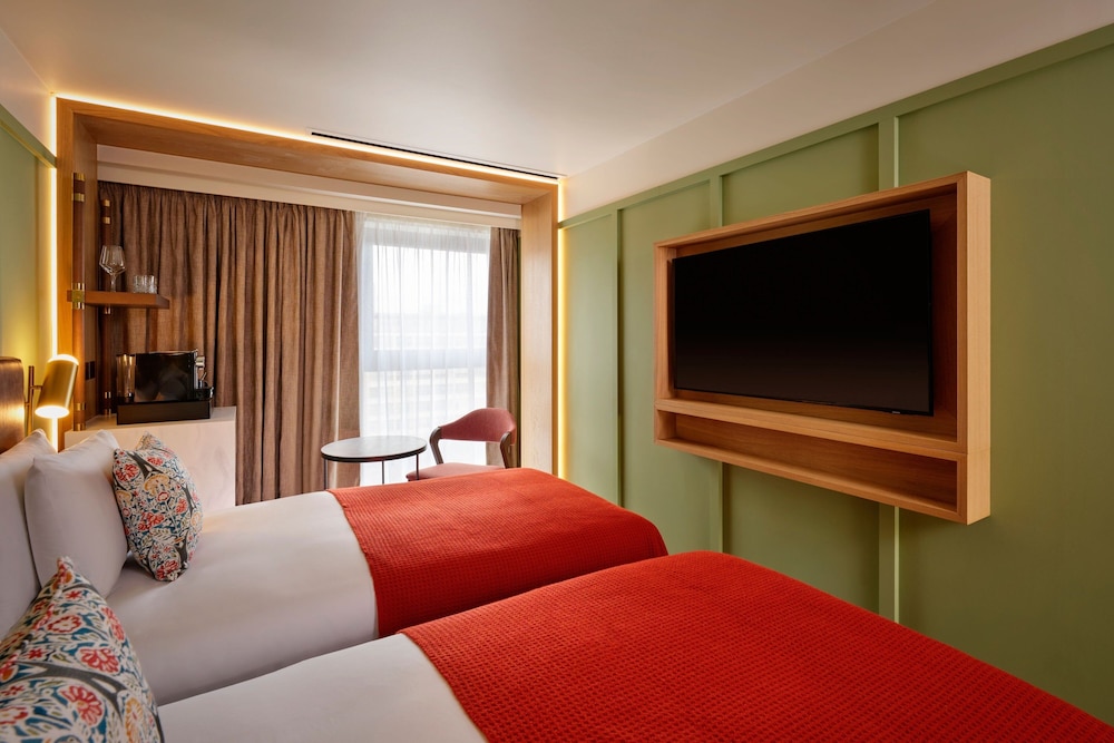 The Reach at Piccadilly, Manchester, a Tribute Portfolio Hotel 10/40