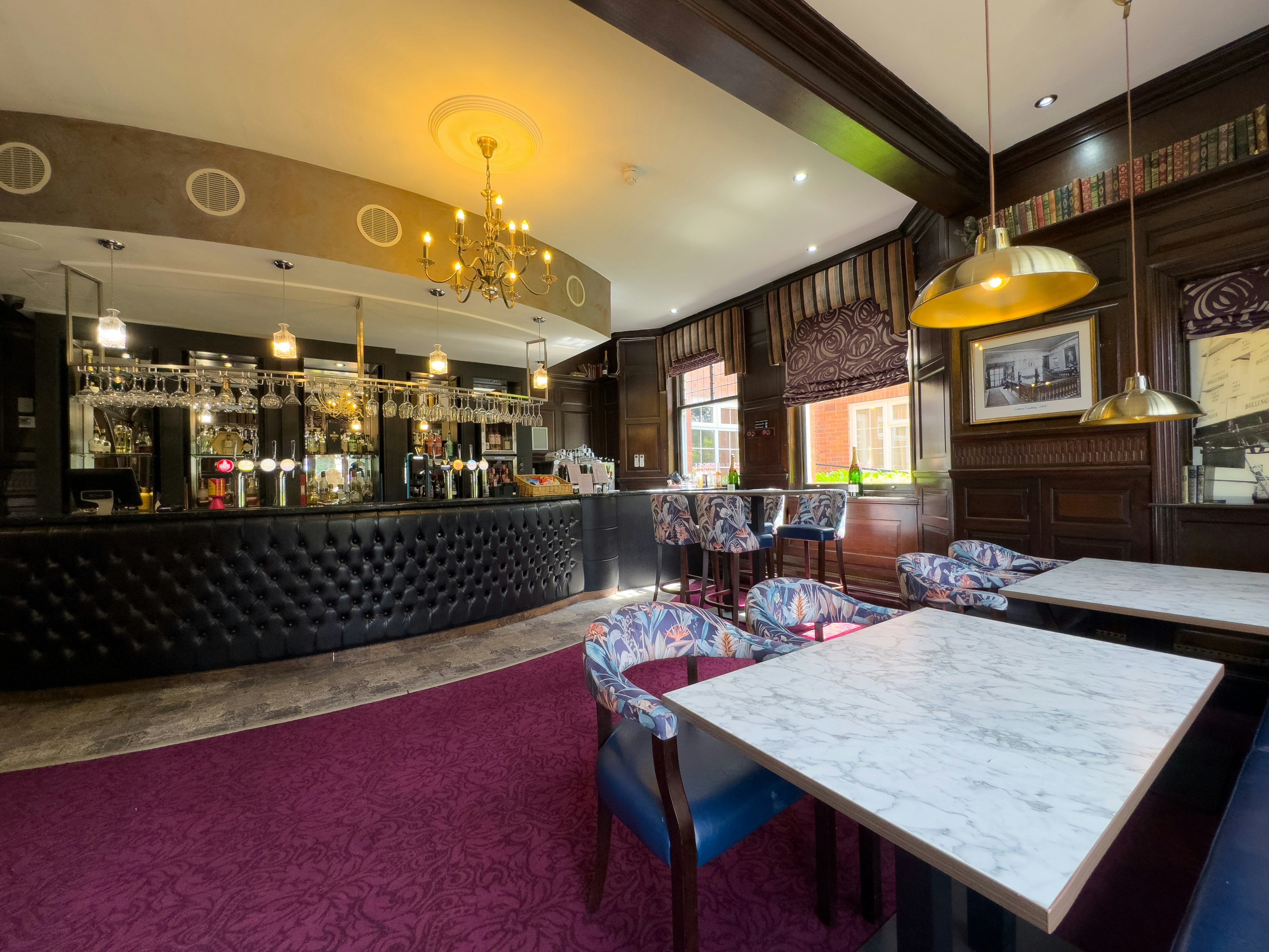 The Mount Hotel 68/80