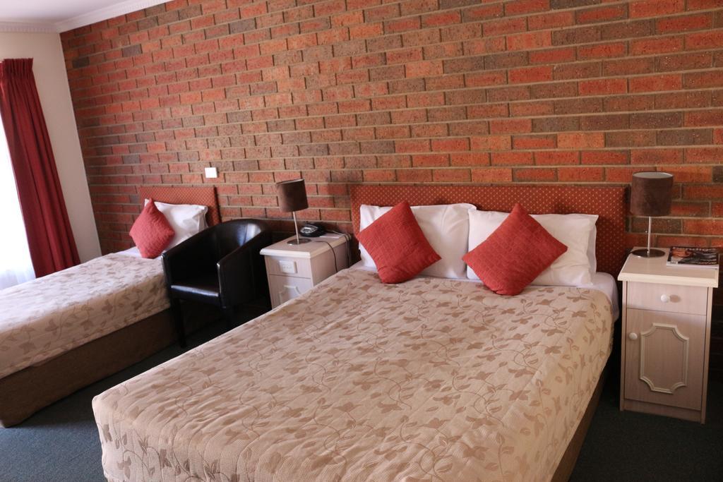 BENDIGO HAYMARKET MOTOR INN 11/27