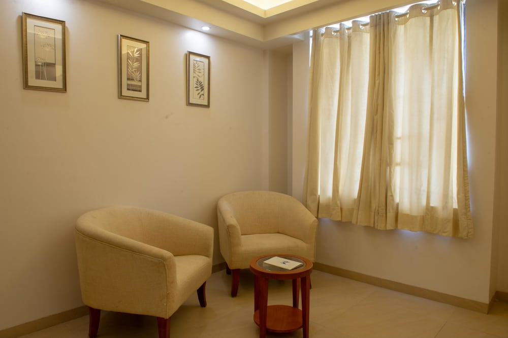 Monarch Montvert, Baner Pune 28/50