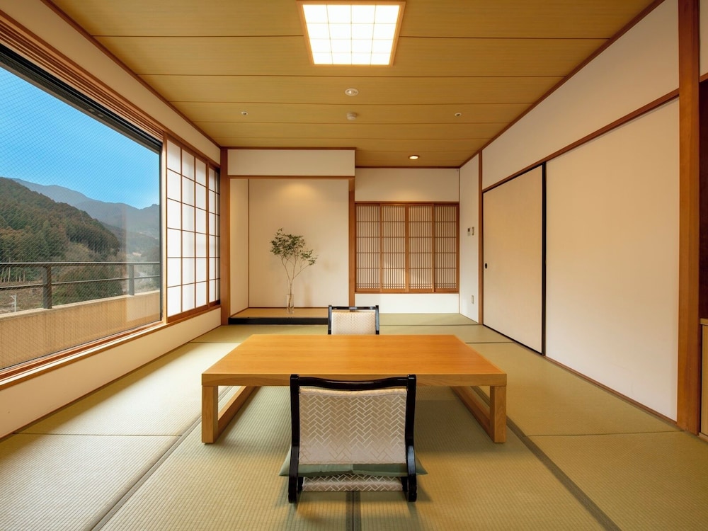 Furuyu Onsen ONCRI 37/49