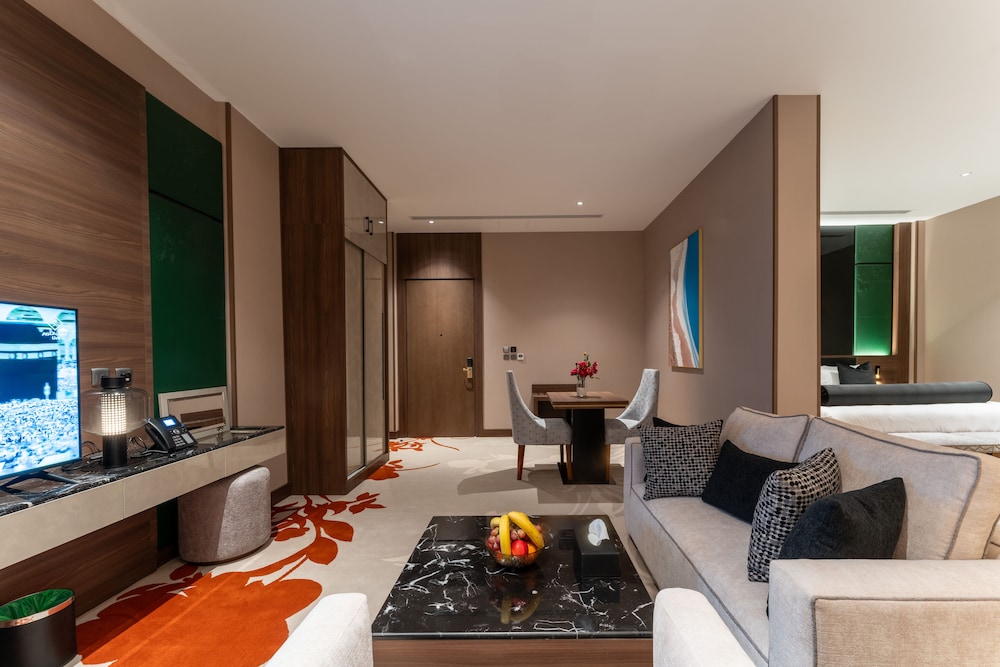 فندق ليلك بارك(Lilac Park Neom Highway Hotel Ex Lilac Park Hotel) 122/149