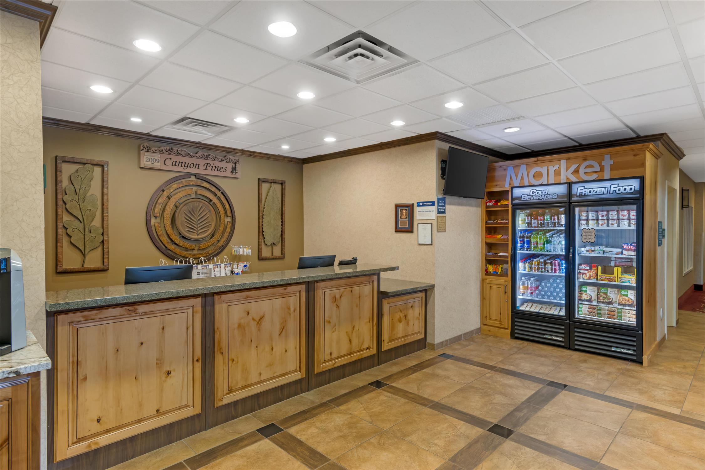 Best Western Plus Canyon Pines 7/46