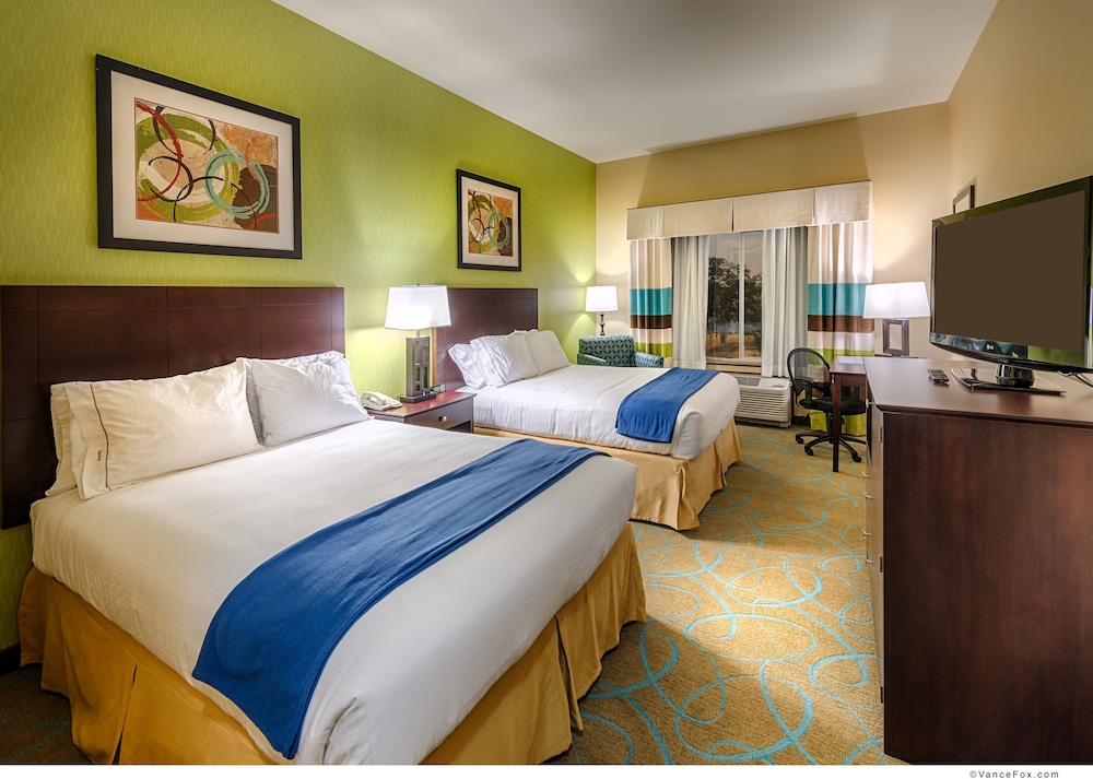 Holiday Inn Express Hotel & Suites Red Bluff-South Redding Area 8/39