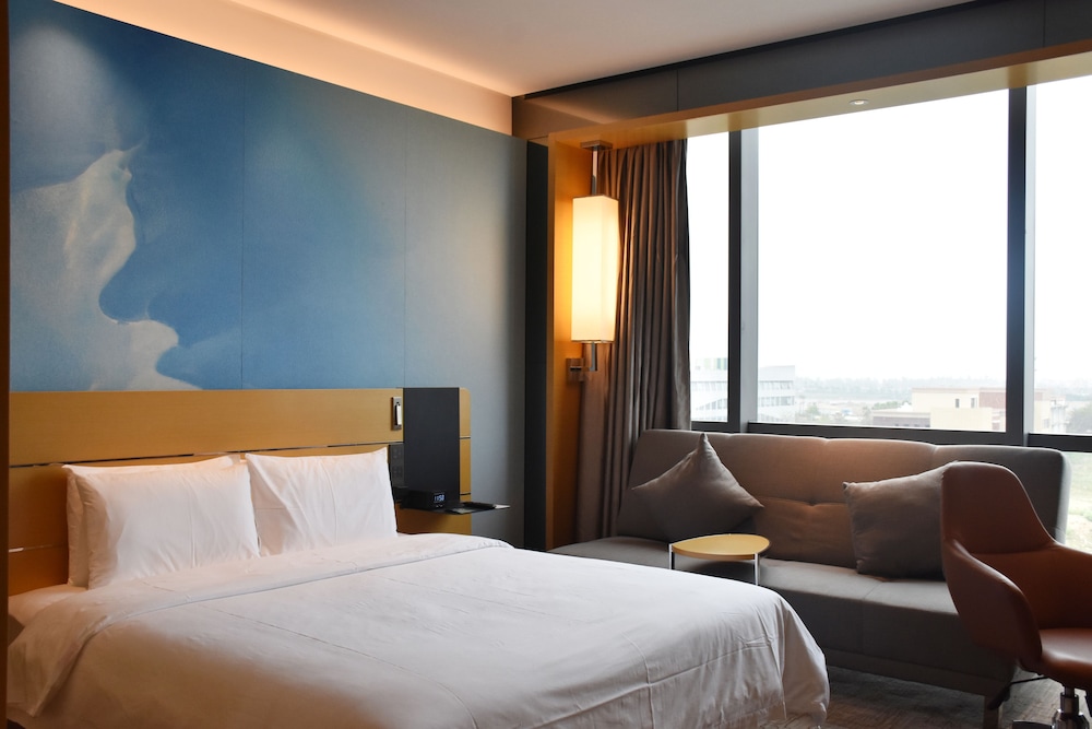 Novotel Haikou Xinbudao 23/63