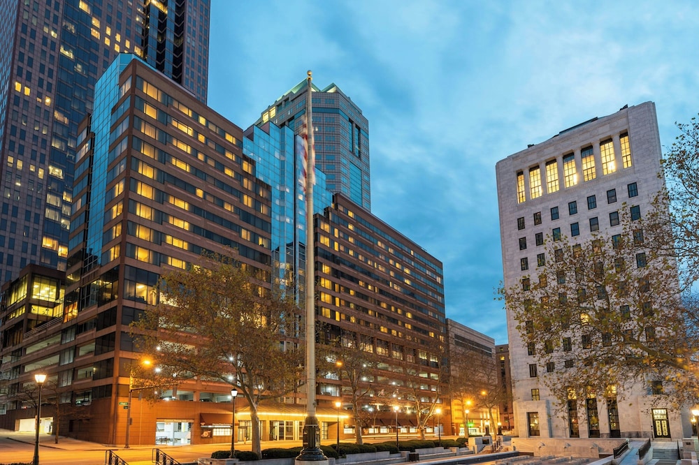 The Capital Suites Hotel 2/60