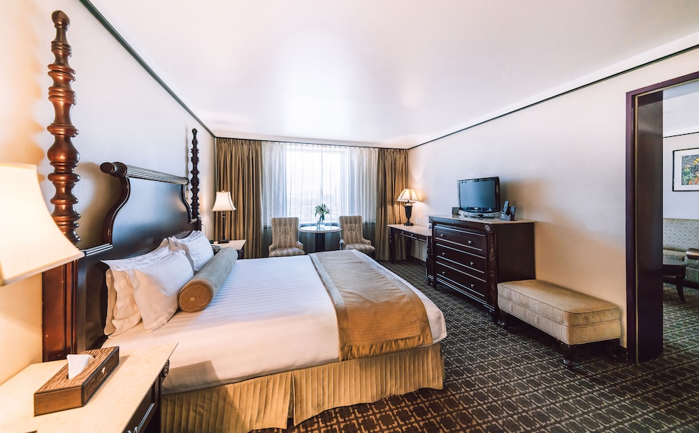 Chinggis Khaan Hotel 13/66