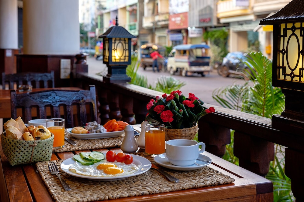 Pakse Hotel 36/49