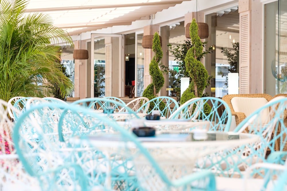 Plaza Santa Ponsa Boutique - Adults Only 3/73