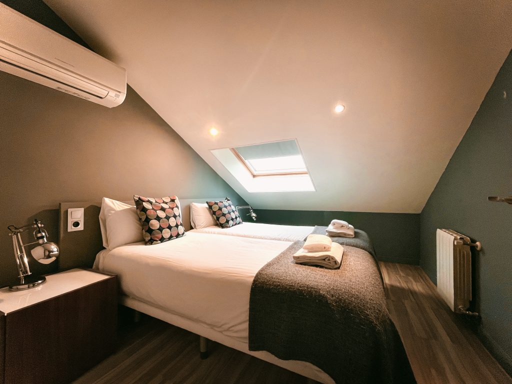 Mola Hostel 17/50