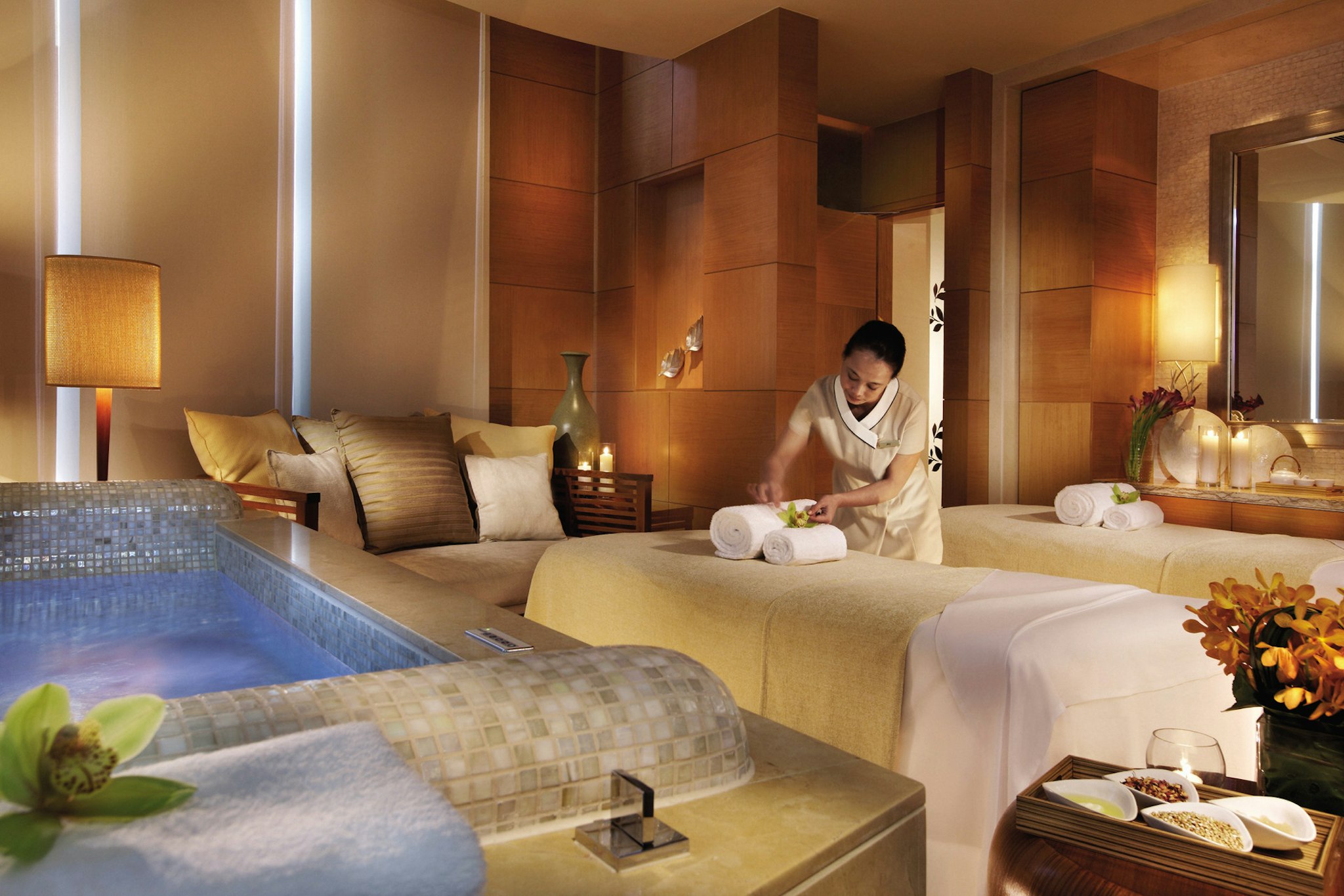 Four Seasons Hotel Macao 10/17