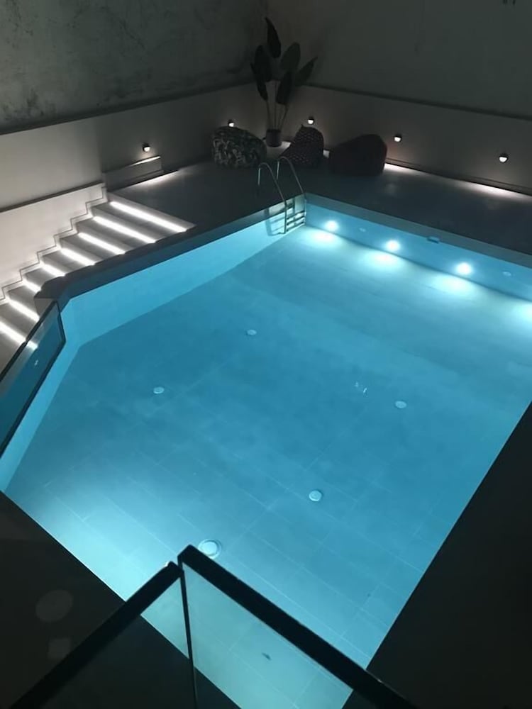 The City Hotel and Suites - Adults Only 35/61