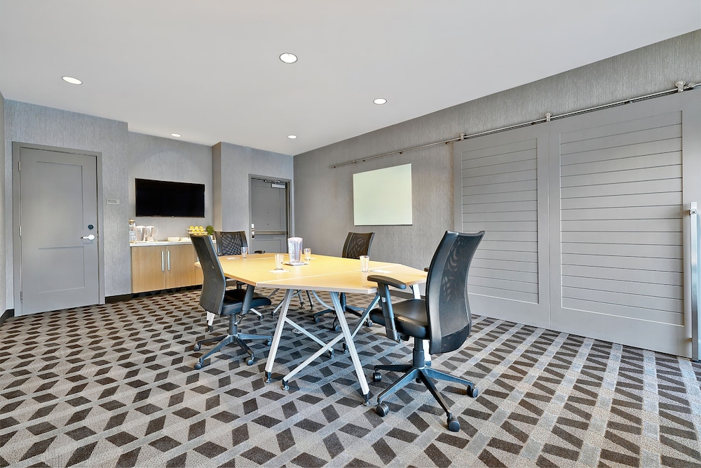 TownePlace Suites by Marriott Sacramento Elk Grove 15/24