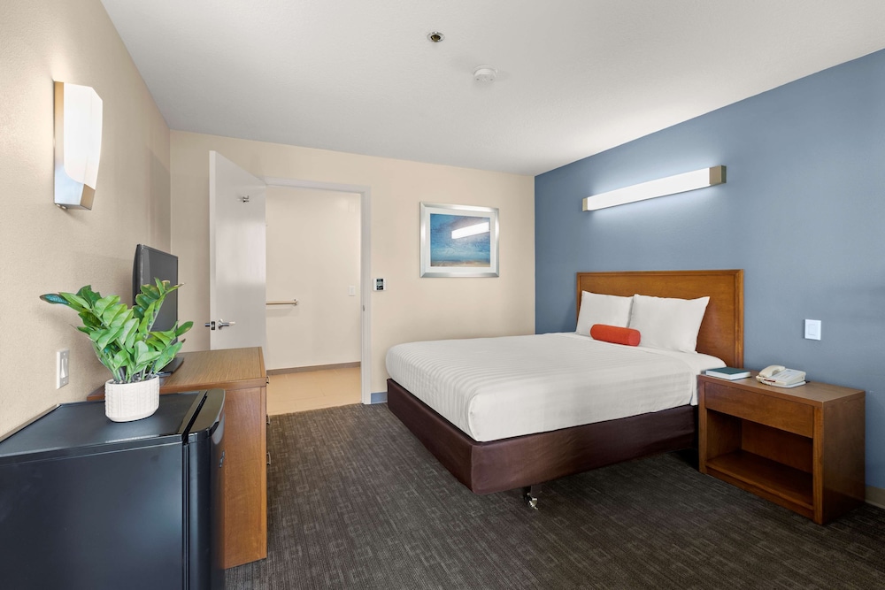 Good Nite Inn Calabasas 16/29