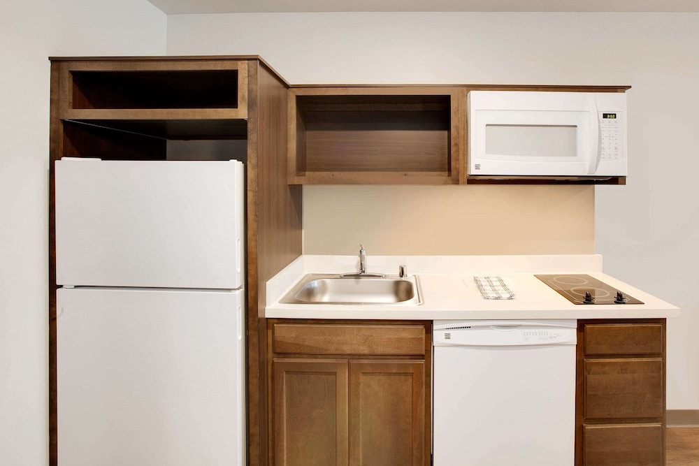 WoodSpring Suites Plano - North Dallas 11/12