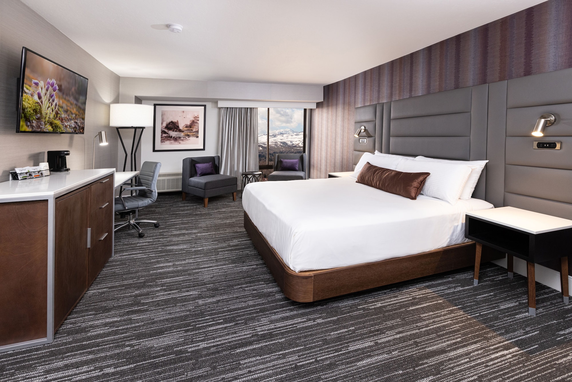 Room, King Bed, Birch Tower