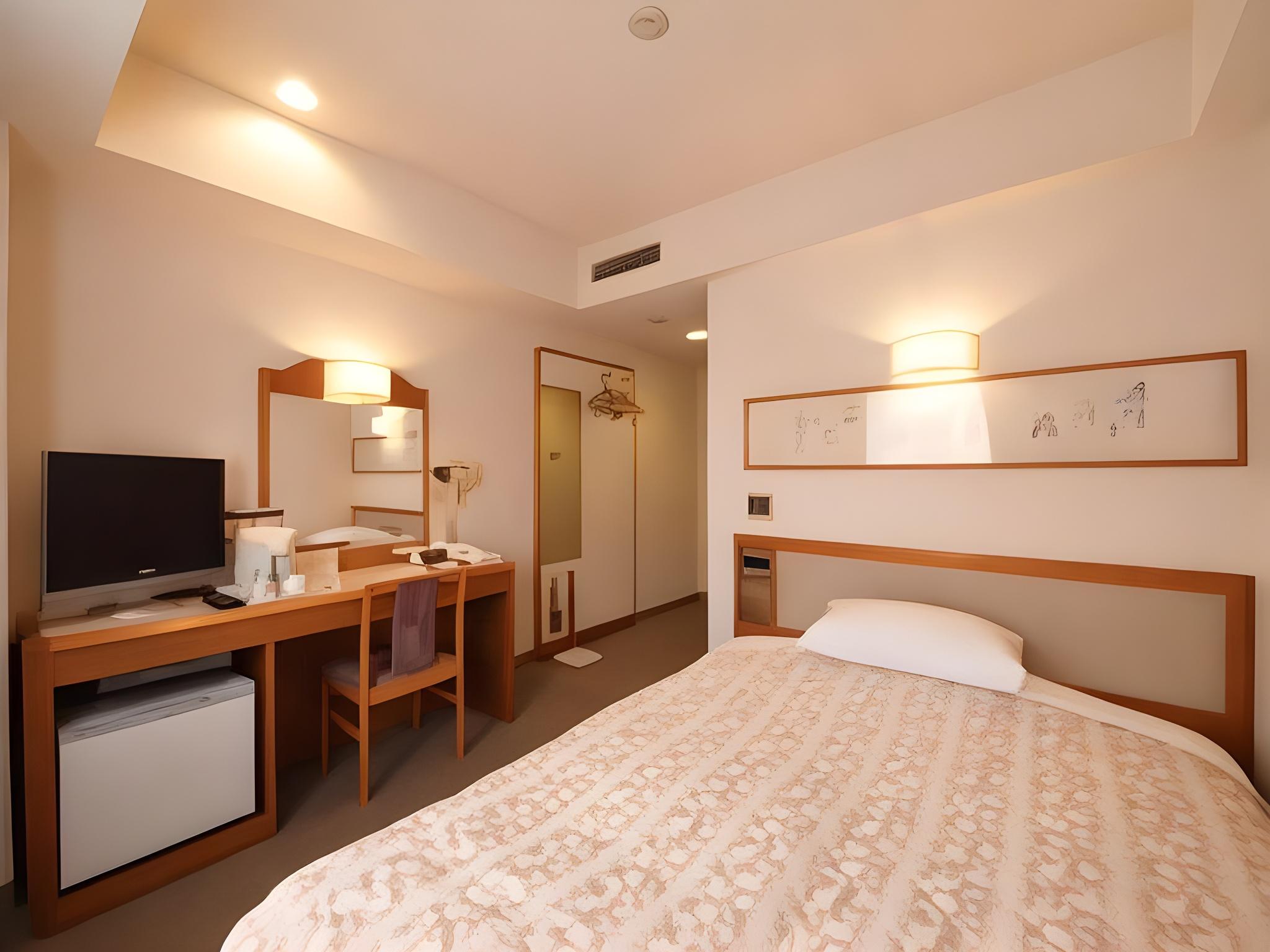 Semi Room, Deluxe, Single, Semi Double Bed, Smoking