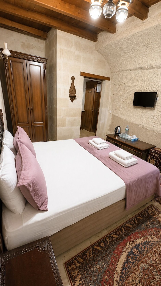 Family, Quadruple, Double and Twin Beds
