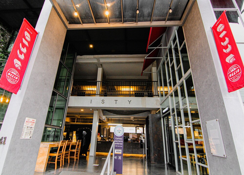 Isty Hotel 50/61
