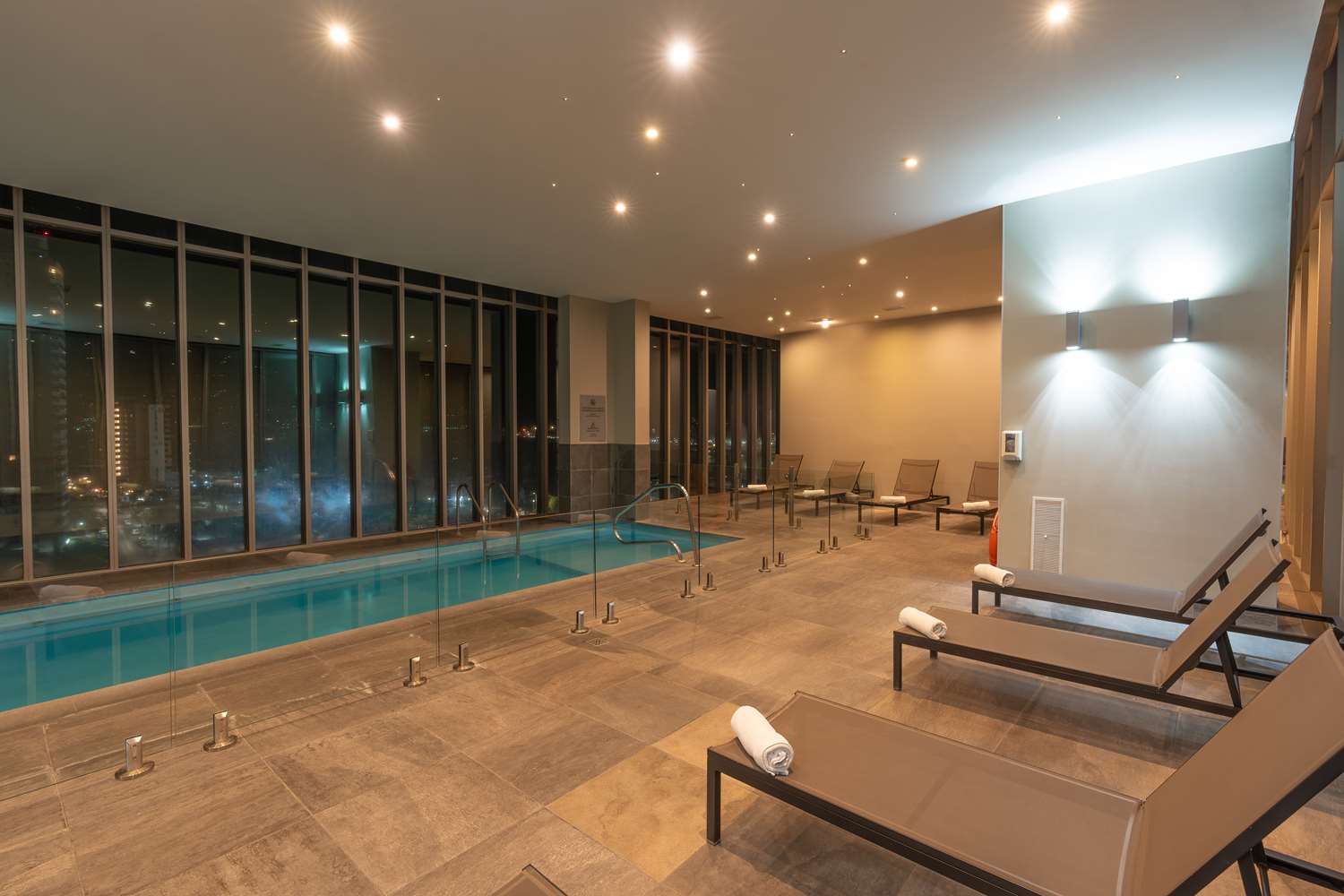 swimming pool spa