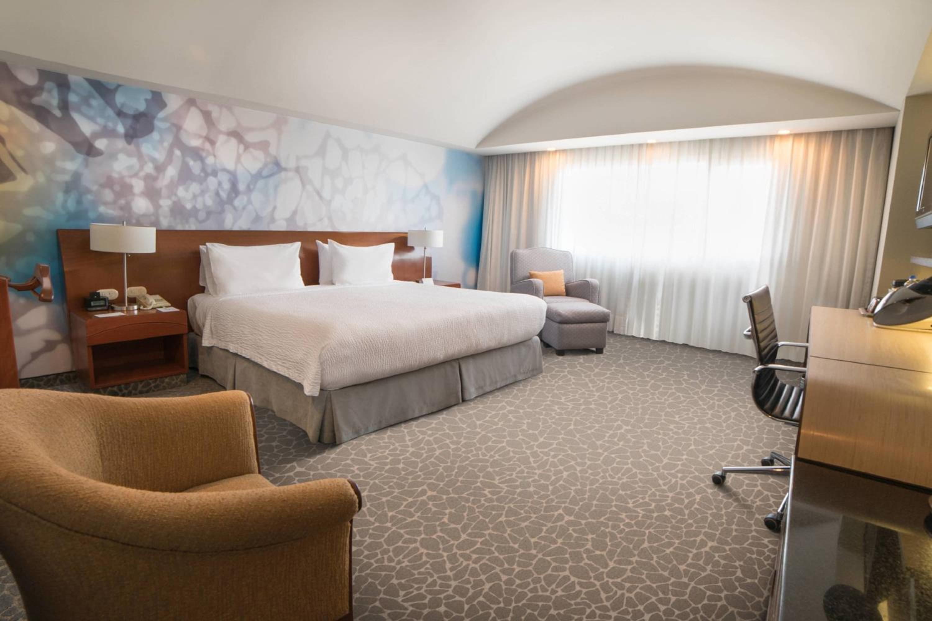 Room at Courtyard By Marriott Mexico City Revolucion Ex Radisson Flamingos, MEXICO CITY