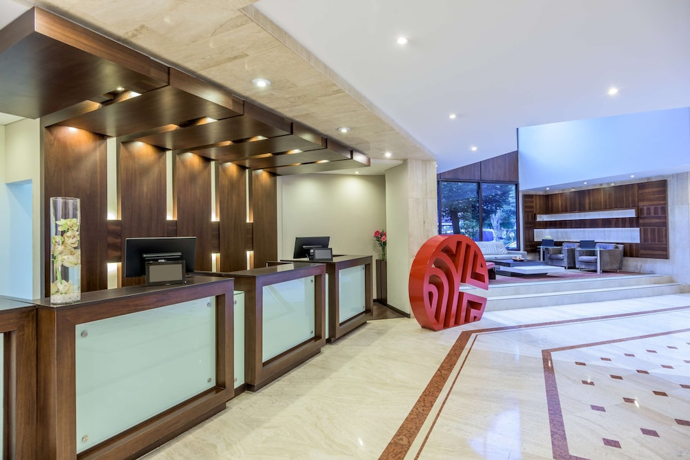NH Collection Bogota Hacienda Royal 5/50