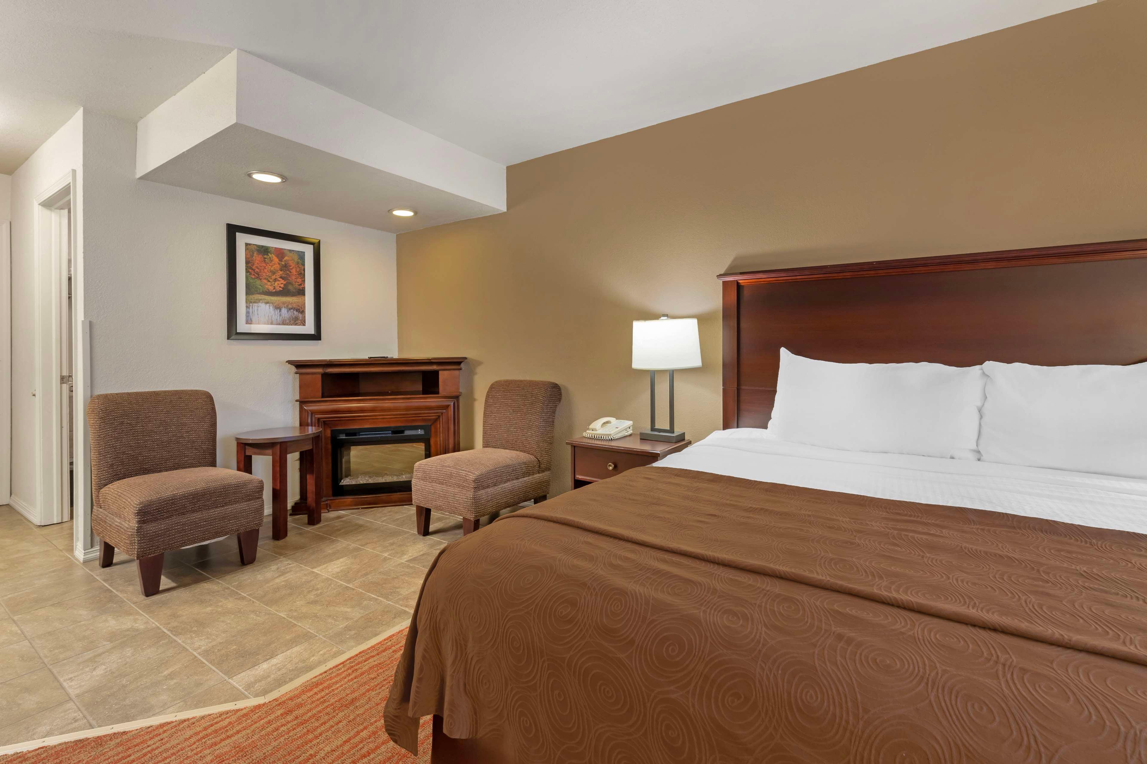 Room, King Bed