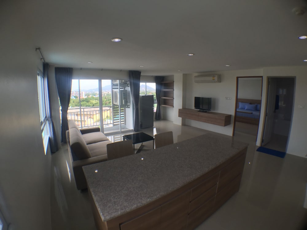 The Precious Apartment 50/66