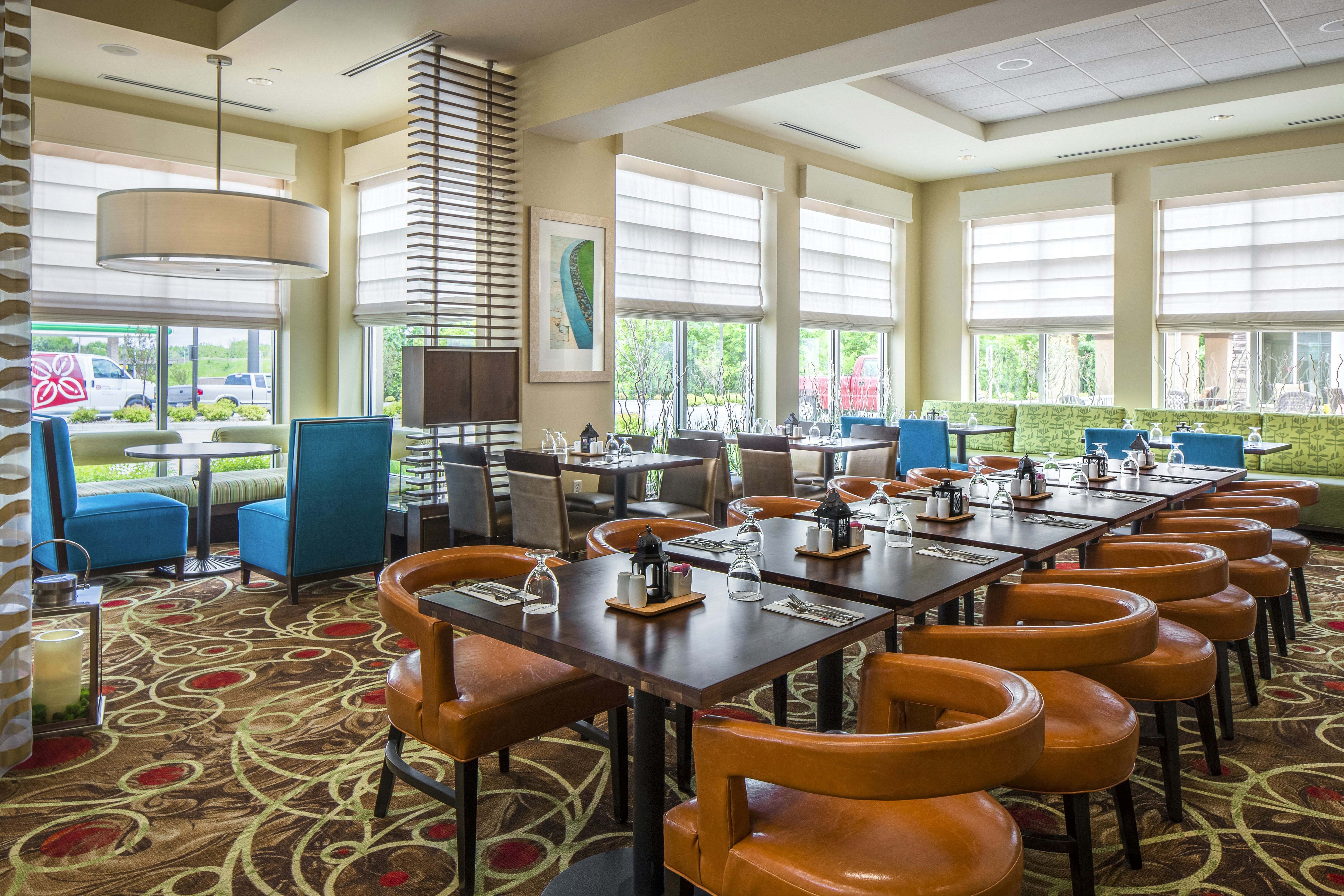 Hilton Garden Inn Bettendorf/Quad Cities 16/22