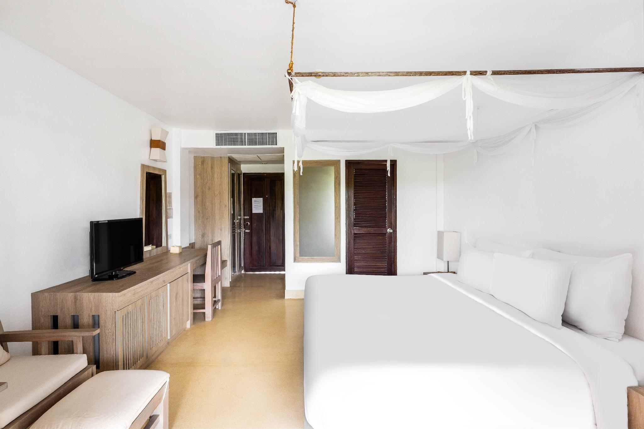Ana, Deluxe, Double or Twin Bed