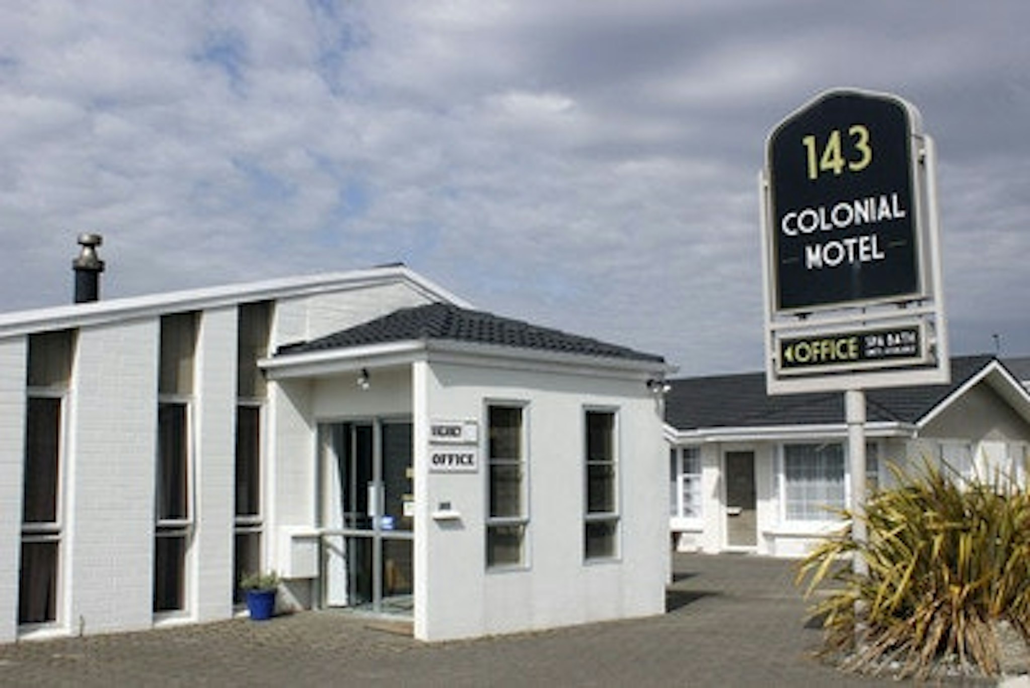 Colonial Motels on Mary Street 2/42