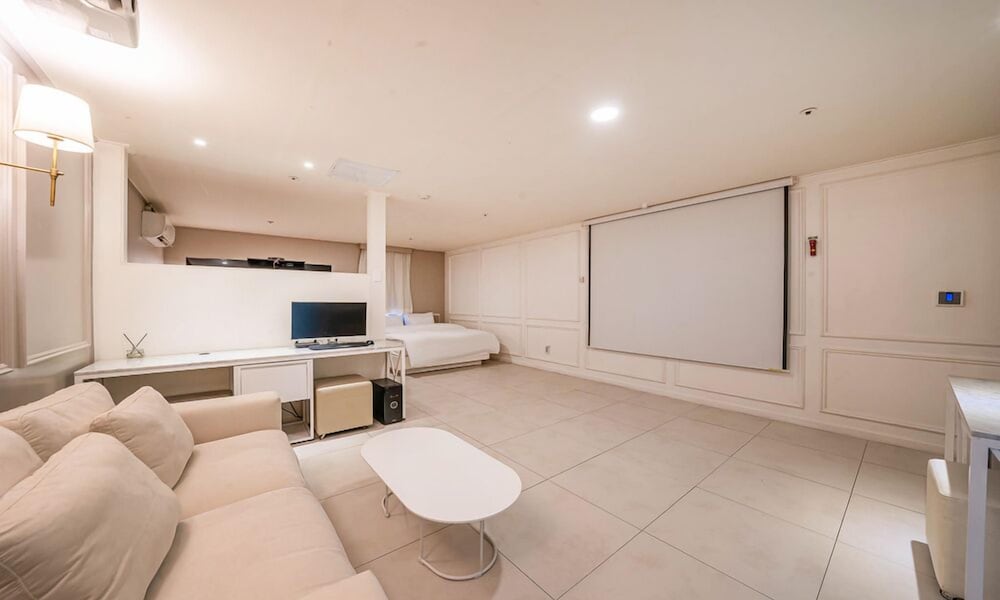 Sintanjin Hotel Box Daejeon 41/50