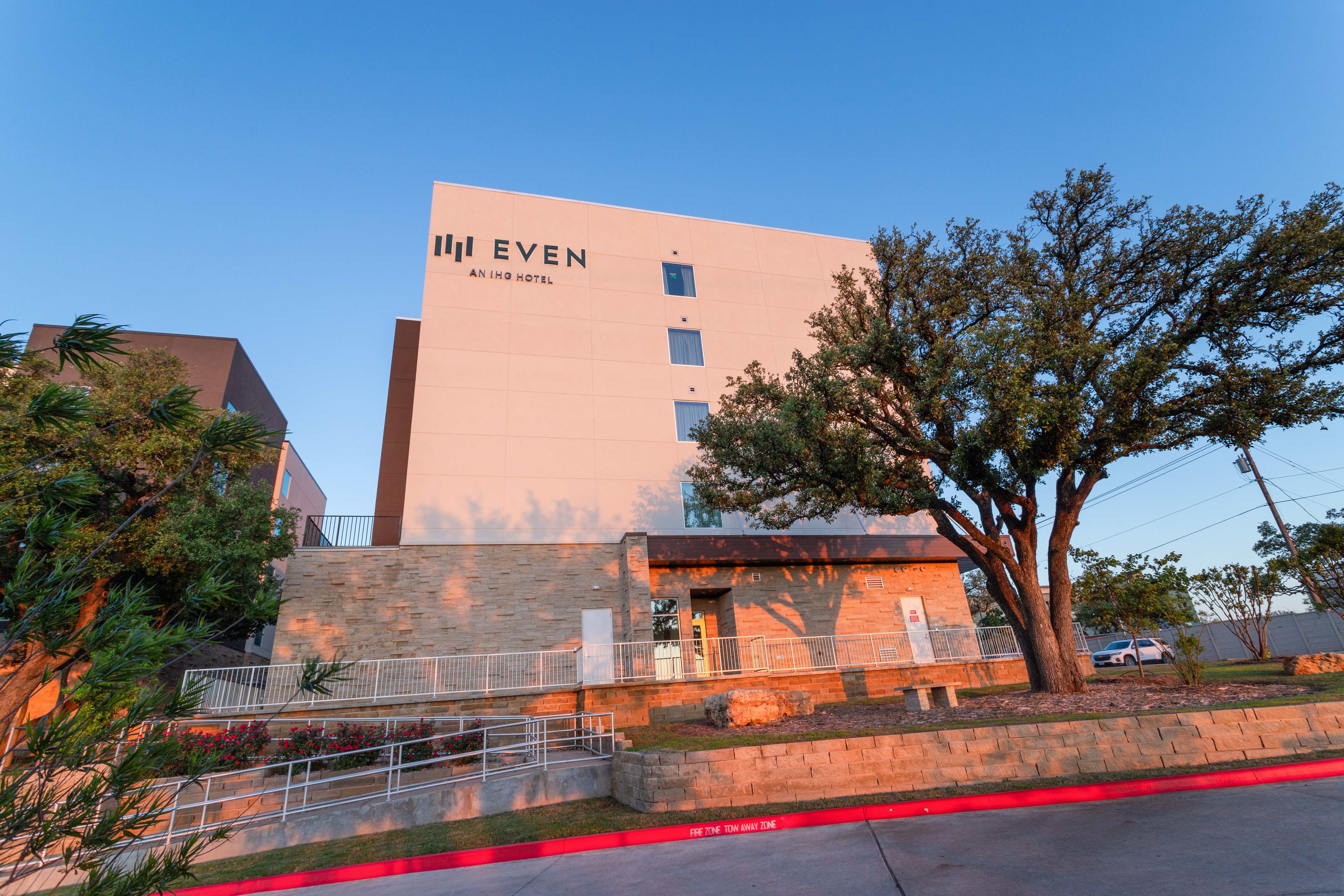EVEN Hotel Austin Uptown near the Domain, an IHG Hotel 6/50