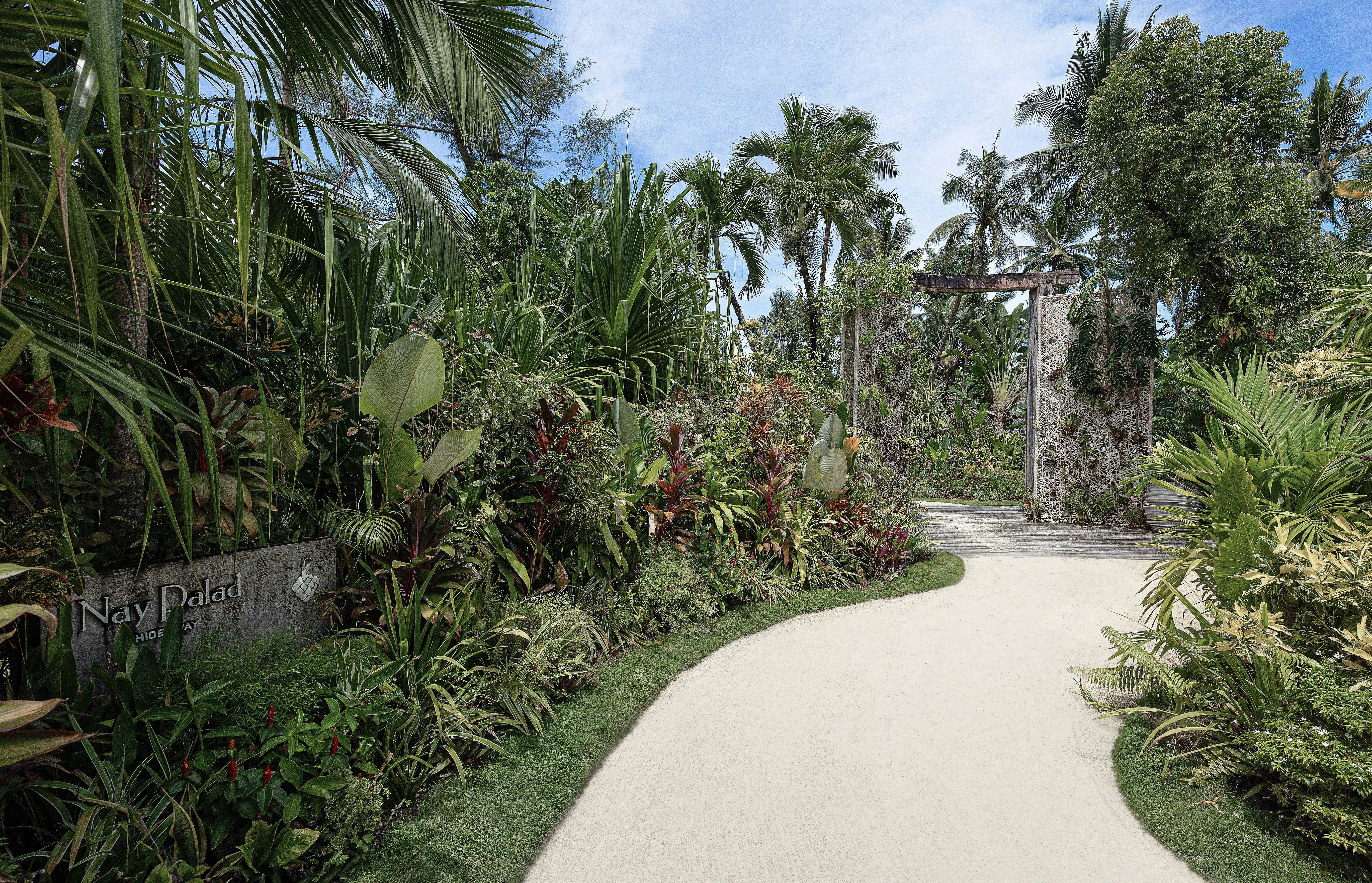 Nay Palad Hideaway 32/50