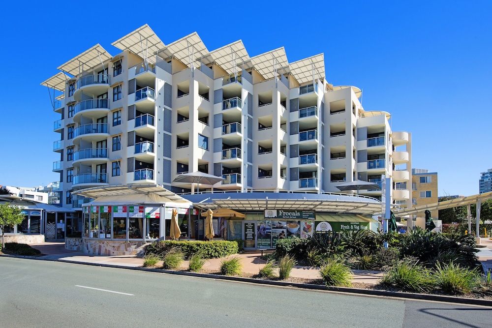 ULTIQA Shearwater Resort 1/73