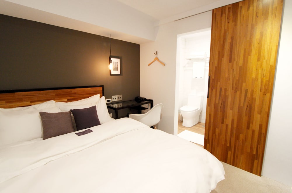 Daan Park Hotel 7/60