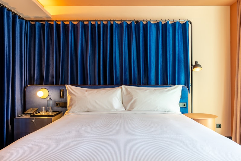 Cenica Porto Hotel, Curio Collection by Hilton 11/57