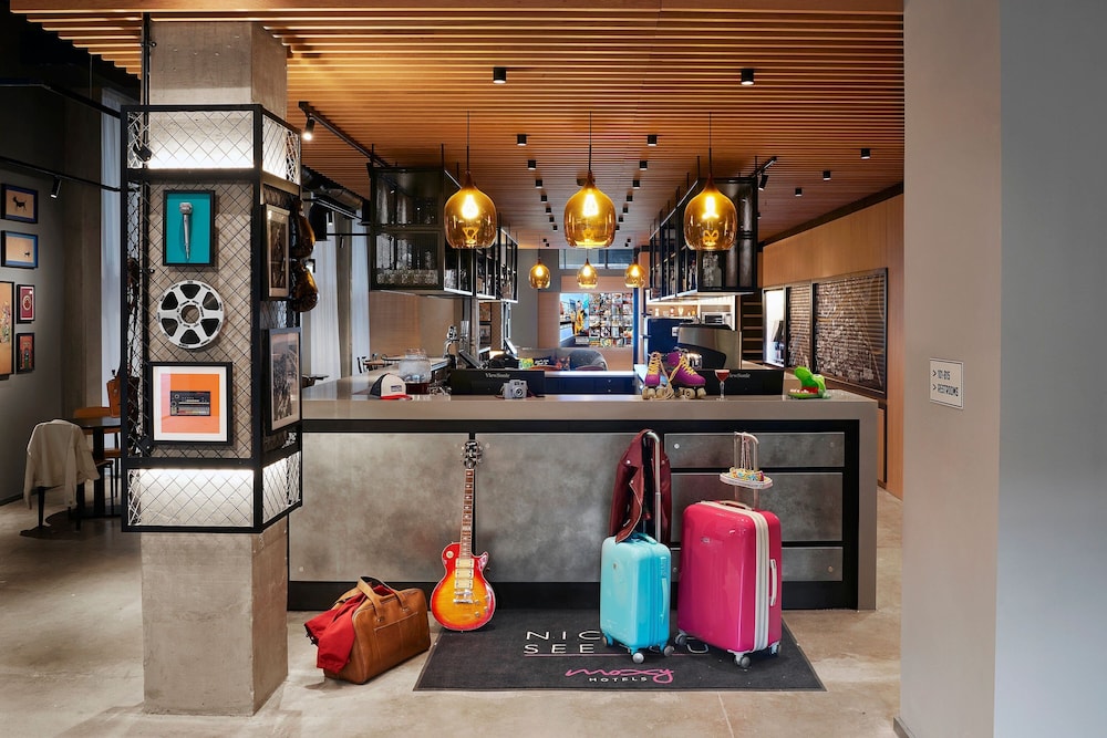 Moxy Manchester City 2/40